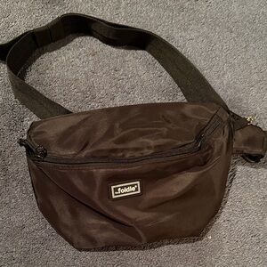 The Foldie Crossbody. Black.  Like new